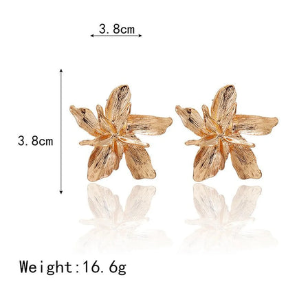 Simple Metallic Flower Three-dimensional Metal Petal Petal Earrings For Women Wholesales Yiwu De Moda Suppliers China