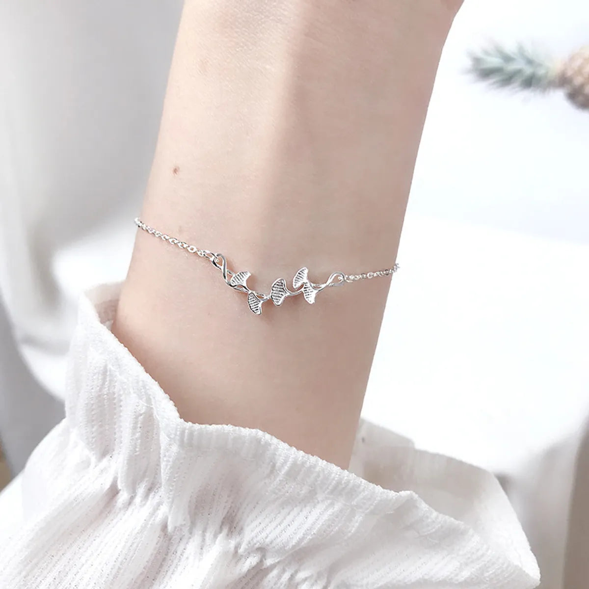 Simple New Style Ginkgo Leaf Pendant Alloy Bracelet