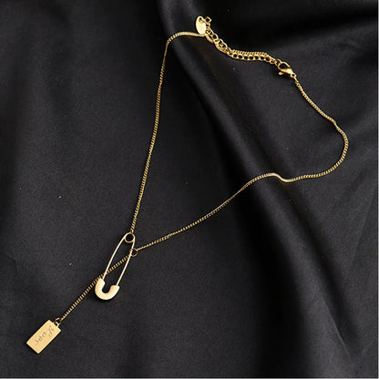 Simple Paper Clip Square Letter Necklace Fashion Titanium Steel Clavicle Chain