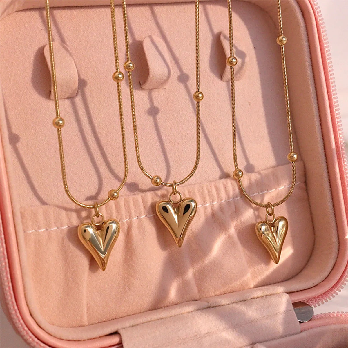 Simple Retro Peach Heart Shaped Pendant Stainless Steel Gold Necklace