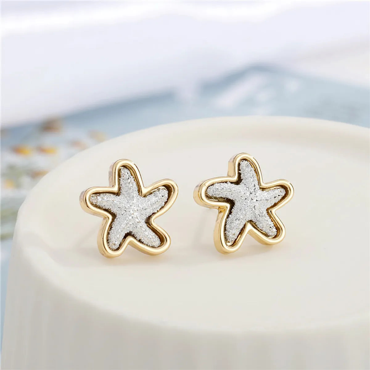 Simple  Small Starfish Earrings