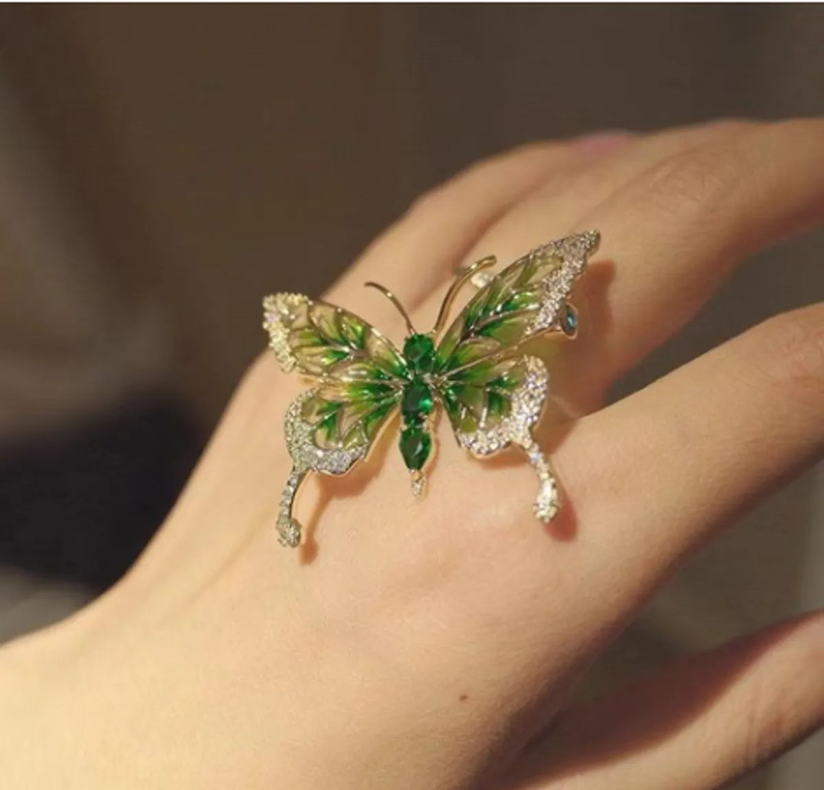 Simple Style Animal Alloy Inlay Women'S Corsage