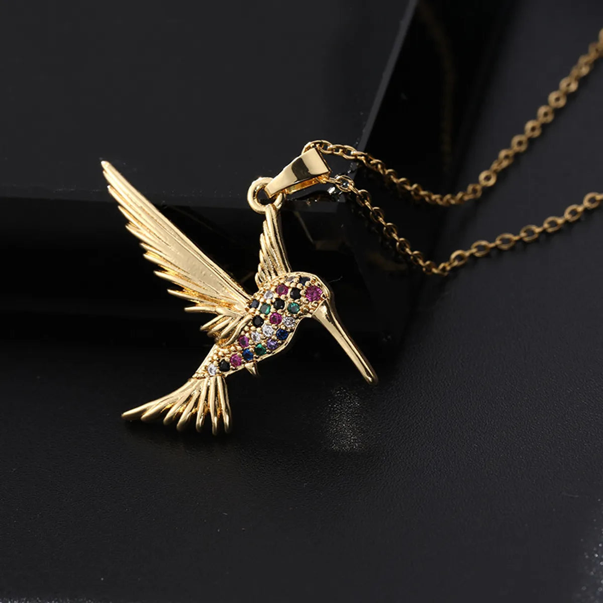 Simple Style Bird Copper Inlay Zircon Pendant Necklace