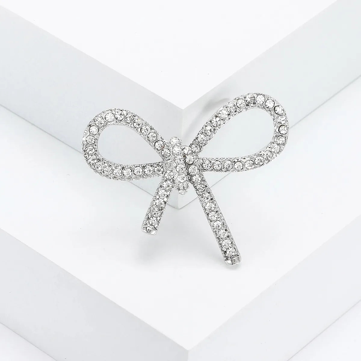 Simple Style Bow Knot Alloy Plating Inlay Rhinestones Women'S Brooches