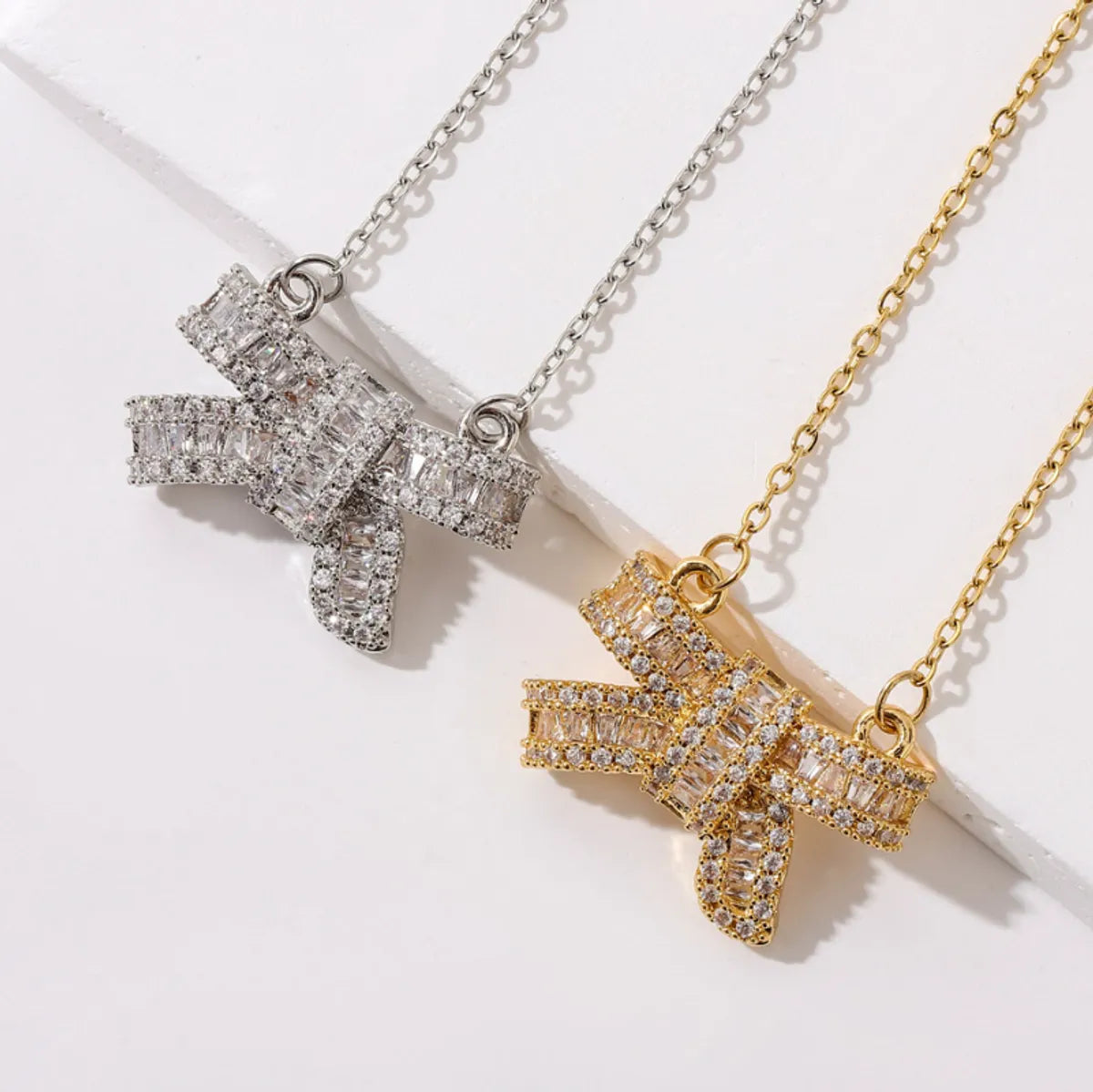 Simple Style Bow Knot Stainless Steel Copper Zircon Pendant Necklace In Bulk