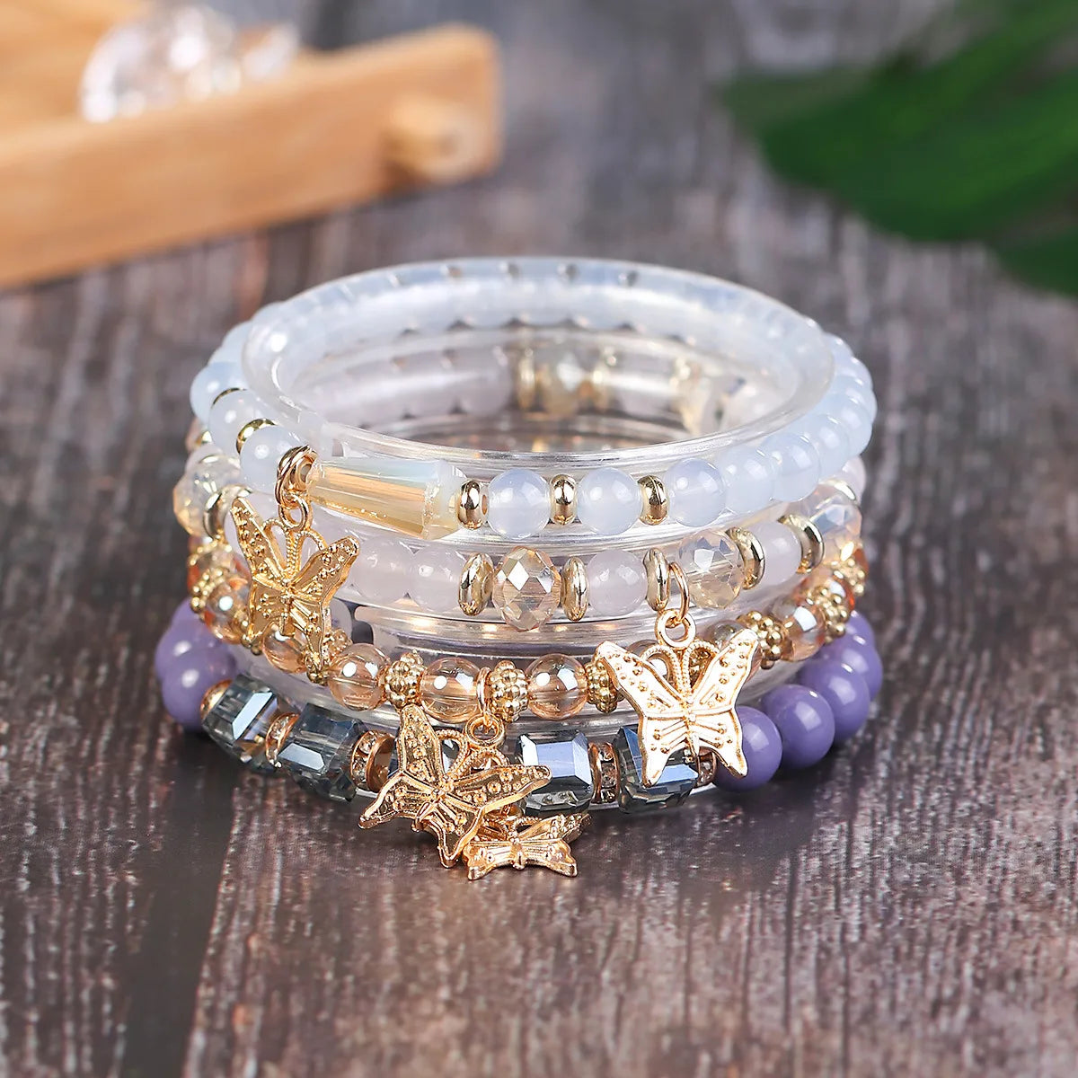 Simple Style Butterfly Glass Beaded Stoving Varnish Women'S Bracelets