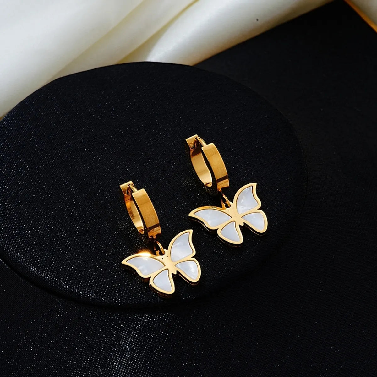 Simple Style Butterfly Stainless Steel Titanium Steel Plating Inlay Shell Gold Plated Jewelry Set