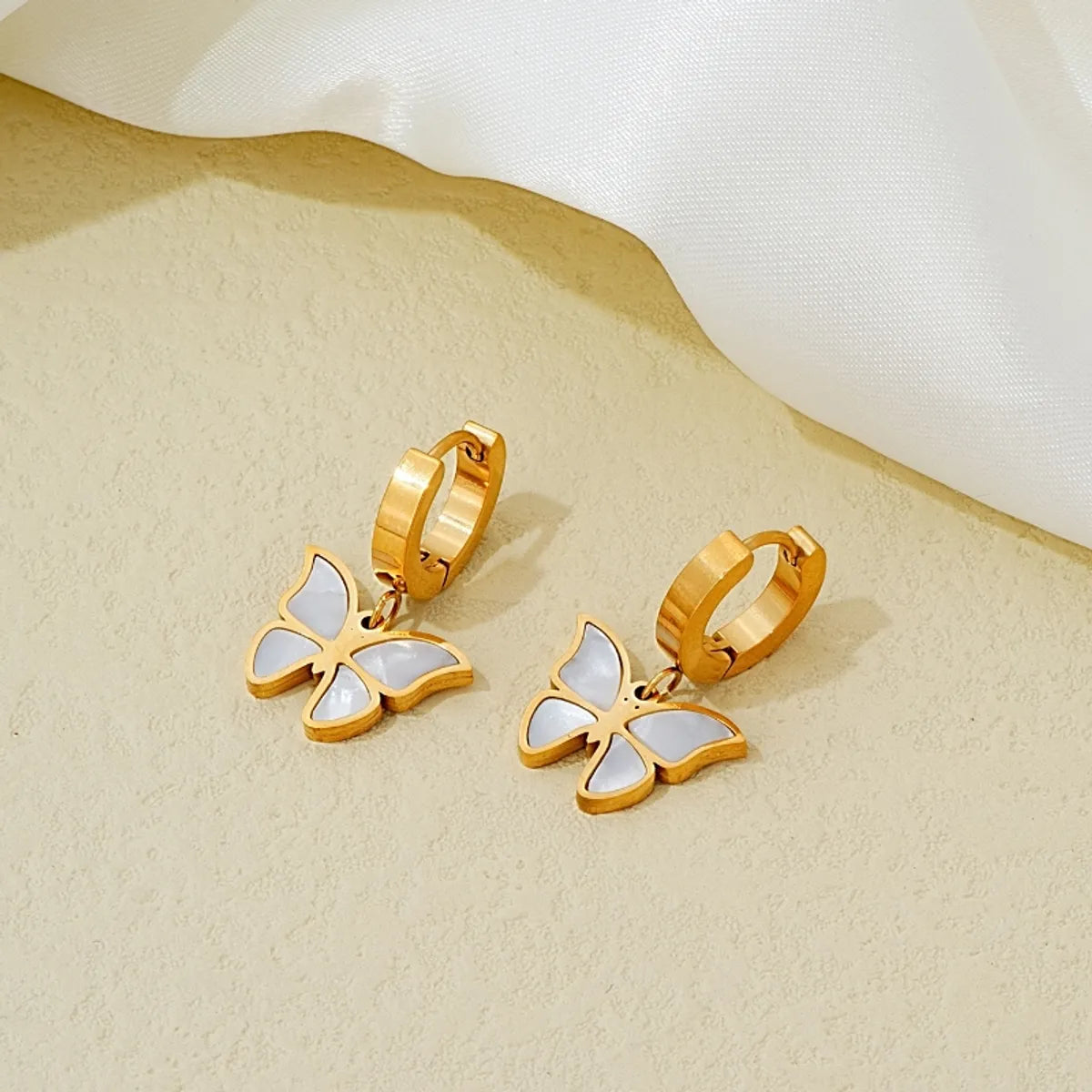 Simple Style Butterfly Stainless Steel Titanium Steel Plating Inlay Shell Gold Plated Jewelry Set