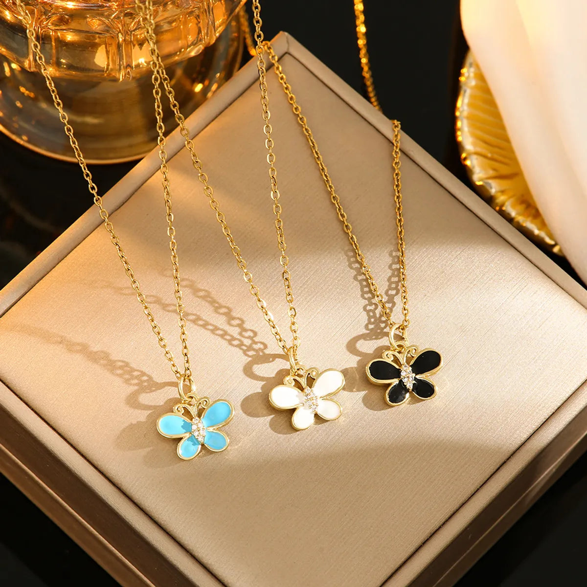 Simple Style Butterfly Titanium Steel Enamel Plating Inlay Resin Rhinestones Gold Plated Pendant Necklace