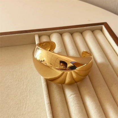 Simple Style C Shape Alloy Polishing Plating Gold Plated Silver Plated Women's Bangle