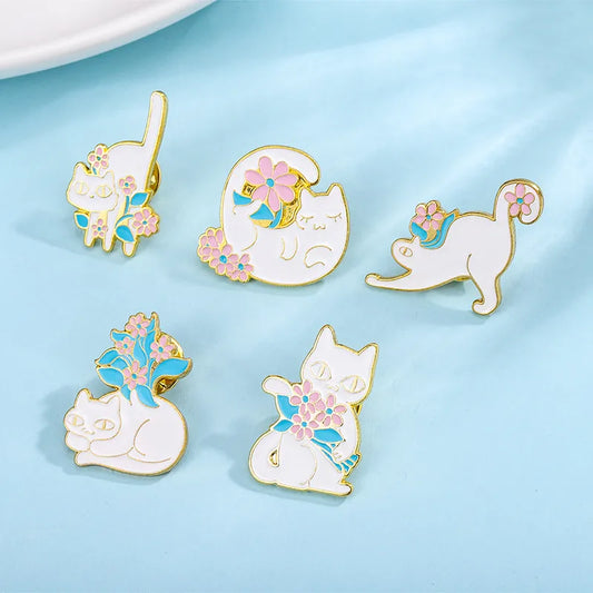 Simple Style Cat Zinc Alloy Stoving Varnish Women'S Brooches