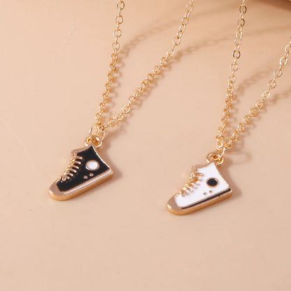 Simple Style Cat Zinc Alloy Women'S Pendant Necklace