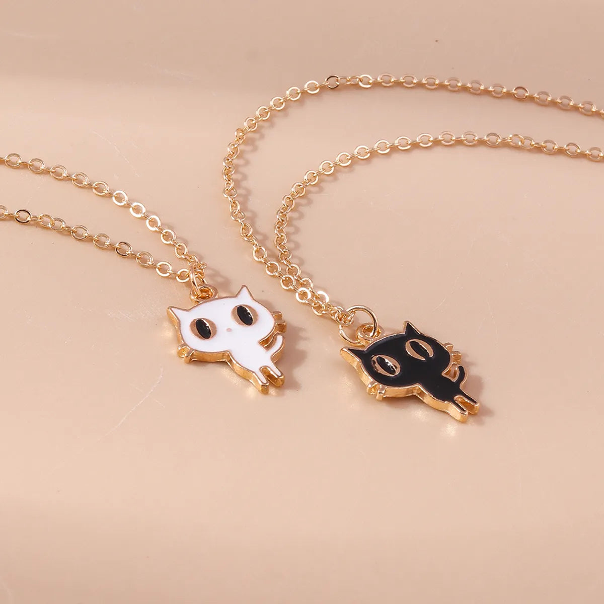 Simple Style Cat Zinc Alloy Women'S Pendant Necklace