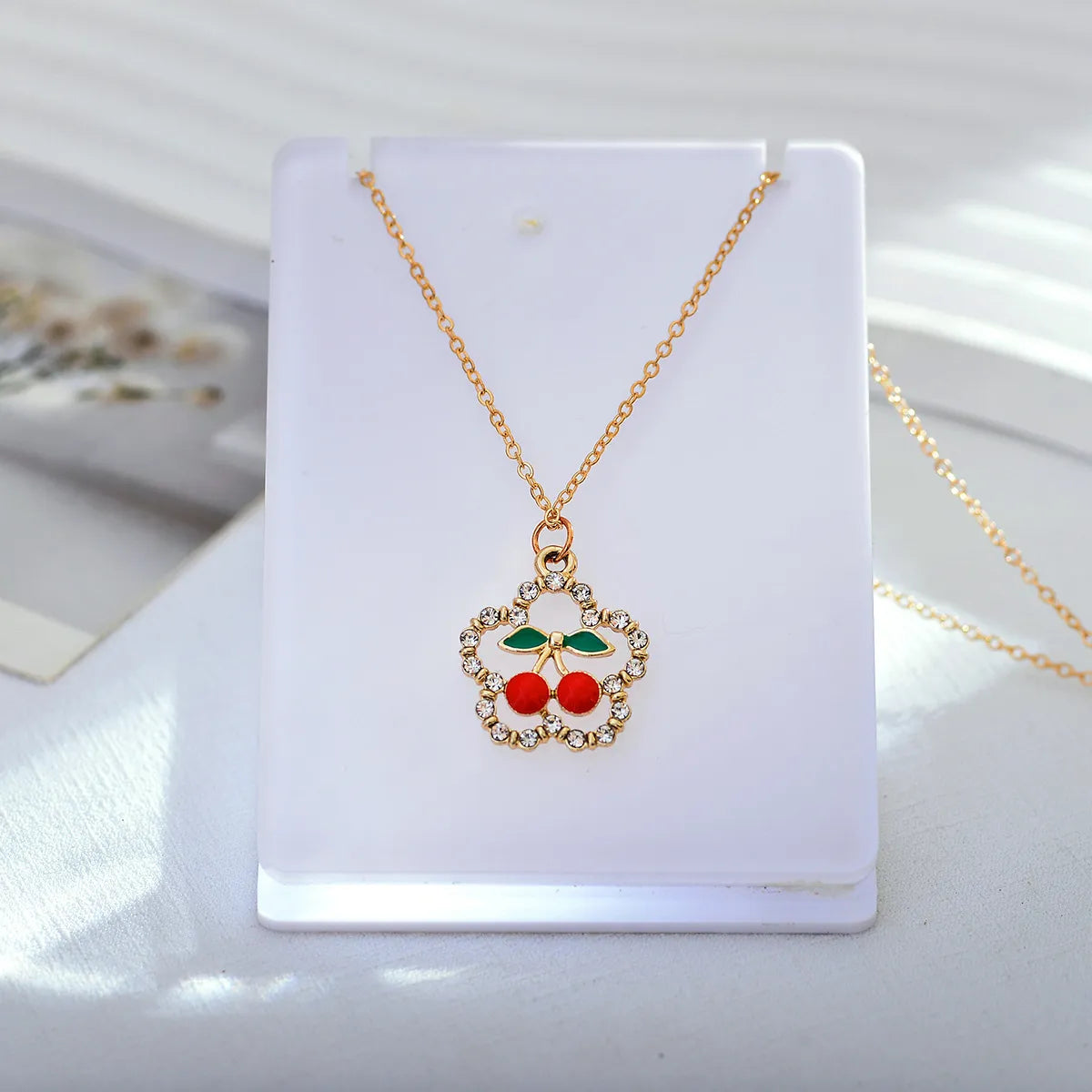 Simple Style Cherry Alloy Titanium Steel Plating Inlay Rhinestones Women's Pendant Necklace