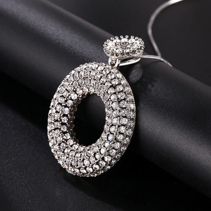 Simple Style Circle Alloy Copper Inlay Artificial Crystal Women's Sweater Chain