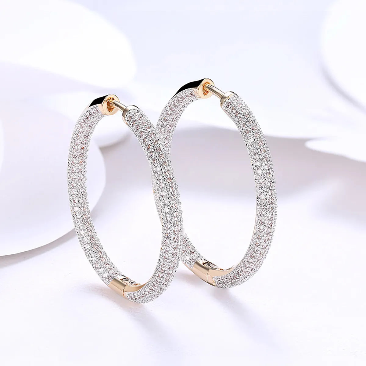 Simple Style Circle Brass Plating Zircon Earrings 1 Pair