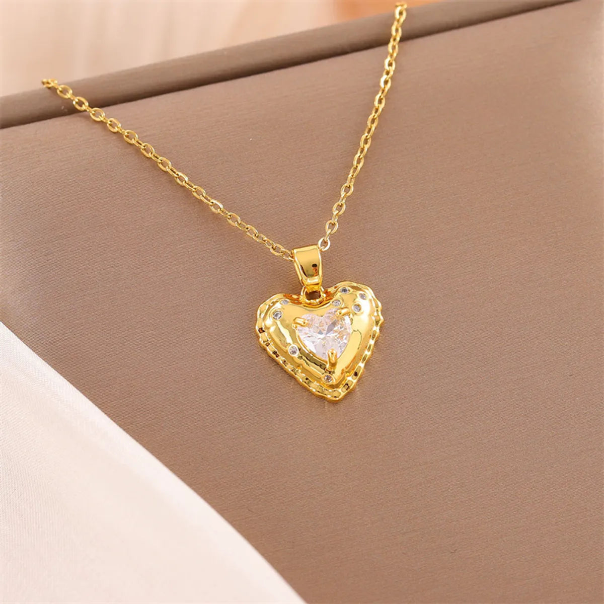 Stainless Steel Titanium Steel 18K Gold Plated Simple Style Plating Inlay Circle Heart Shape Flower Zircon Pendant Necklace