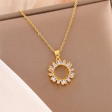 Stainless Steel Titanium Steel 18K Gold Plated Simple Style Plating Inlay Circle Heart Shape Flower Zircon Pendant Necklace