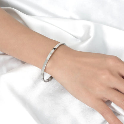 Simple Style Circle Titanium Steel Plating Bangle