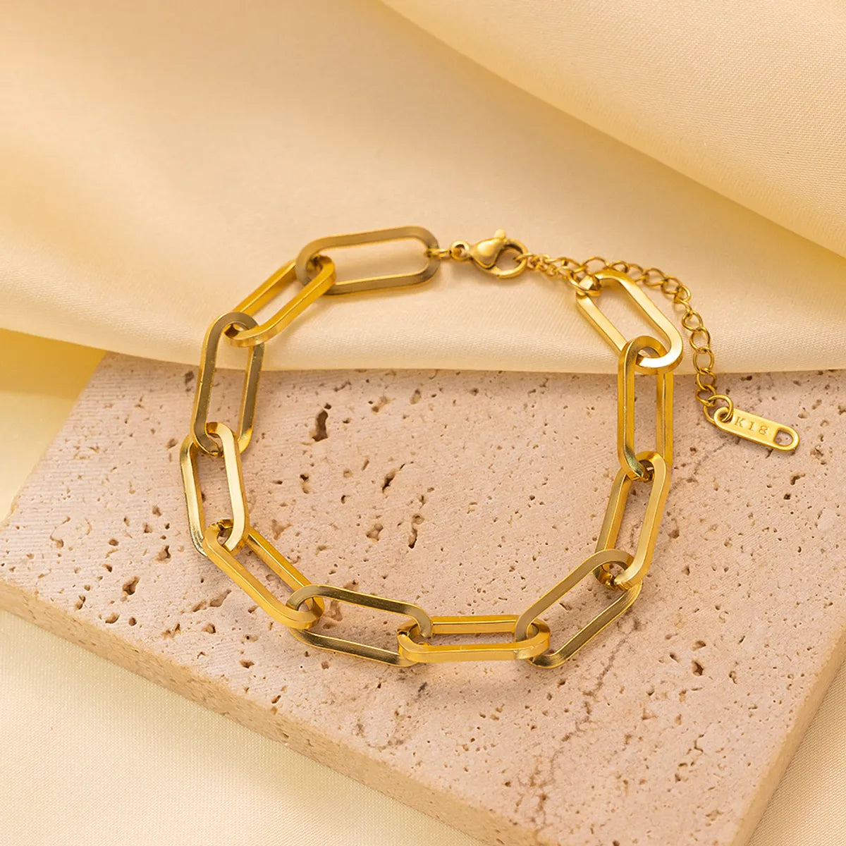 Simple Style Classic Style Commute Solid Color Titanium Steel Polishing Plating 18k Gold Plated Bracelets Necklace