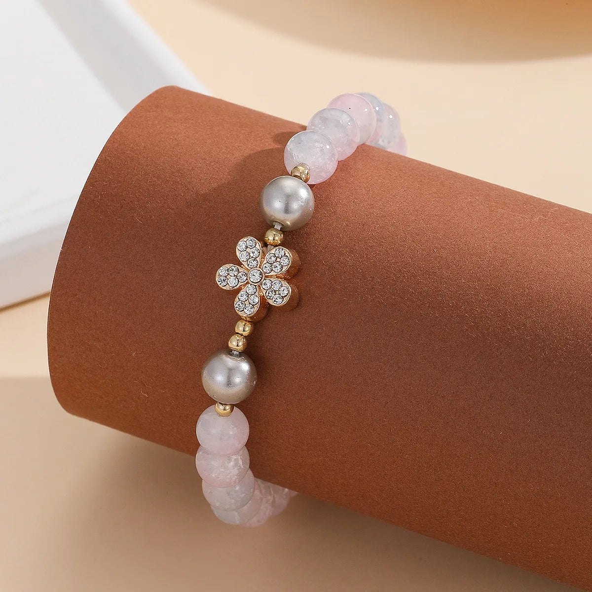 Simple Style Classic Style Flower Glass Wholesale Bracelets