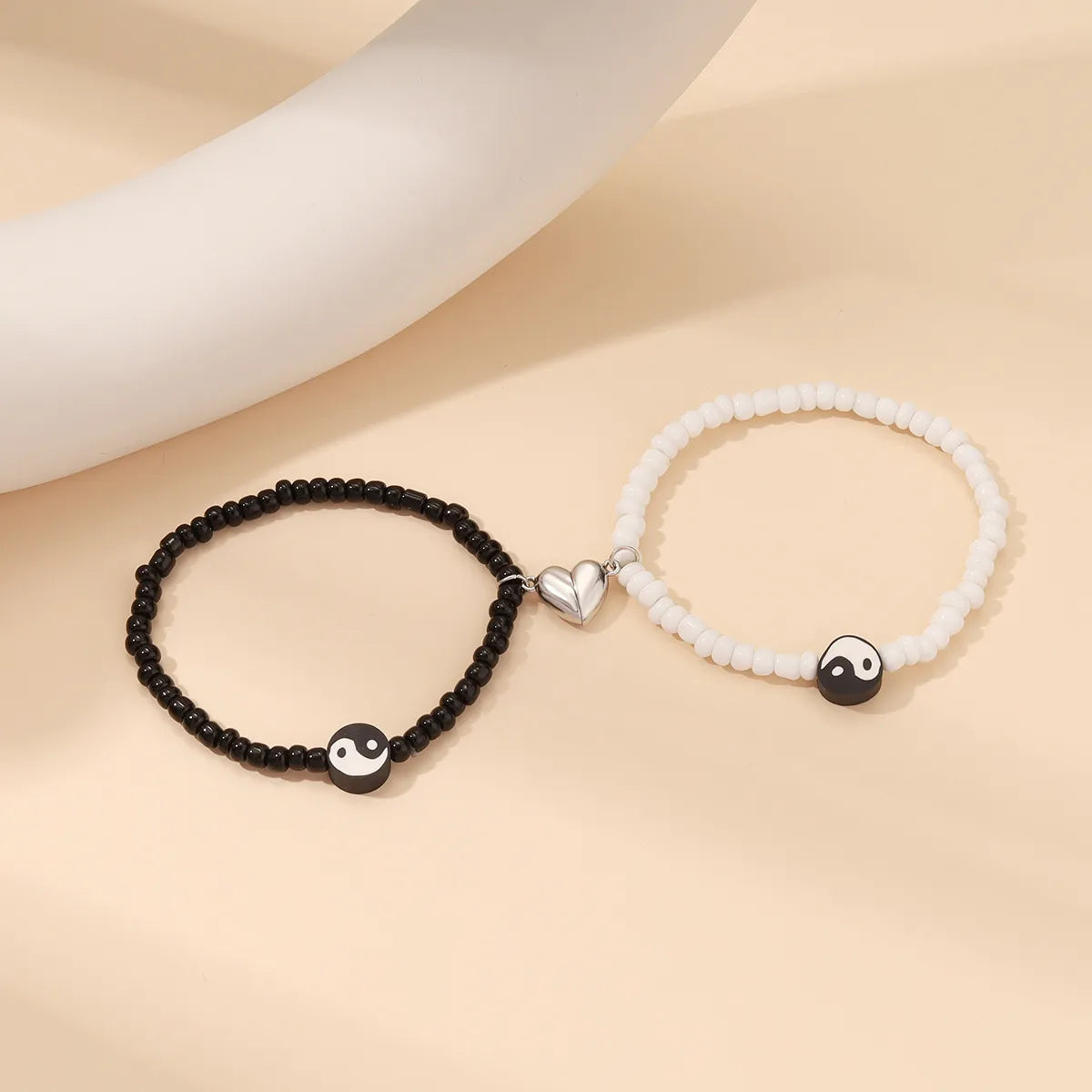 Simple Style Classic Style Gossip Heart Shape Zinc Alloy Wholesale Bracelets