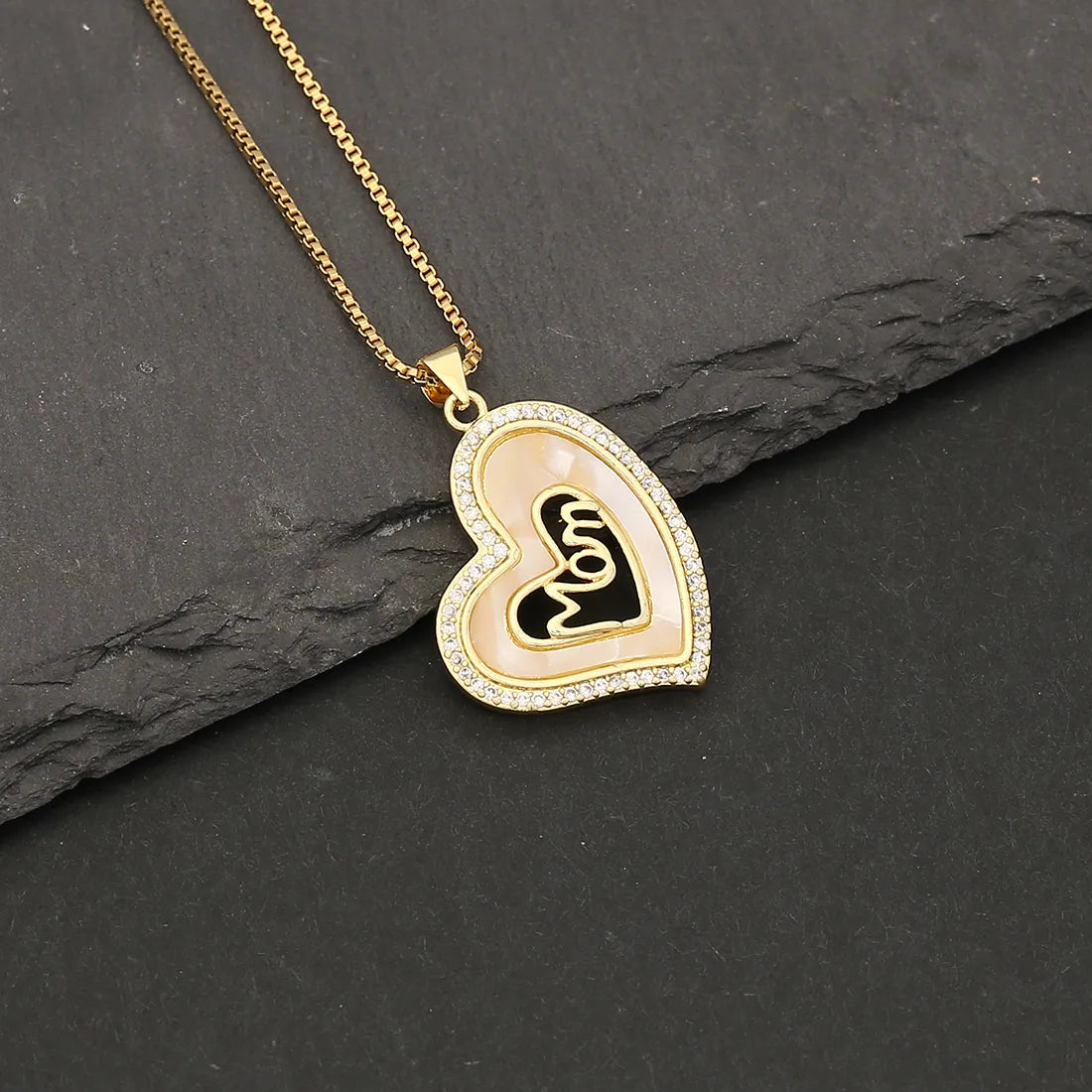 304 Stainless Steel Copper 18K Gold Plated Simple Style Classic Style Plating Heart Shape Zircon Pendant Necklace