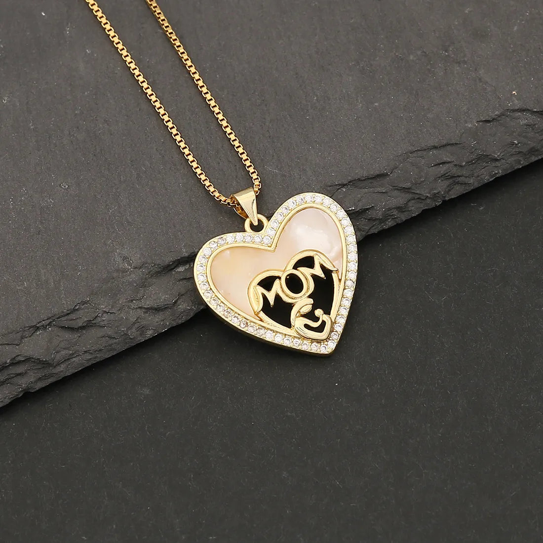 304 Stainless Steel Copper 18K Gold Plated Simple Style Classic Style Plating Heart Shape Zircon Pendant Necklace