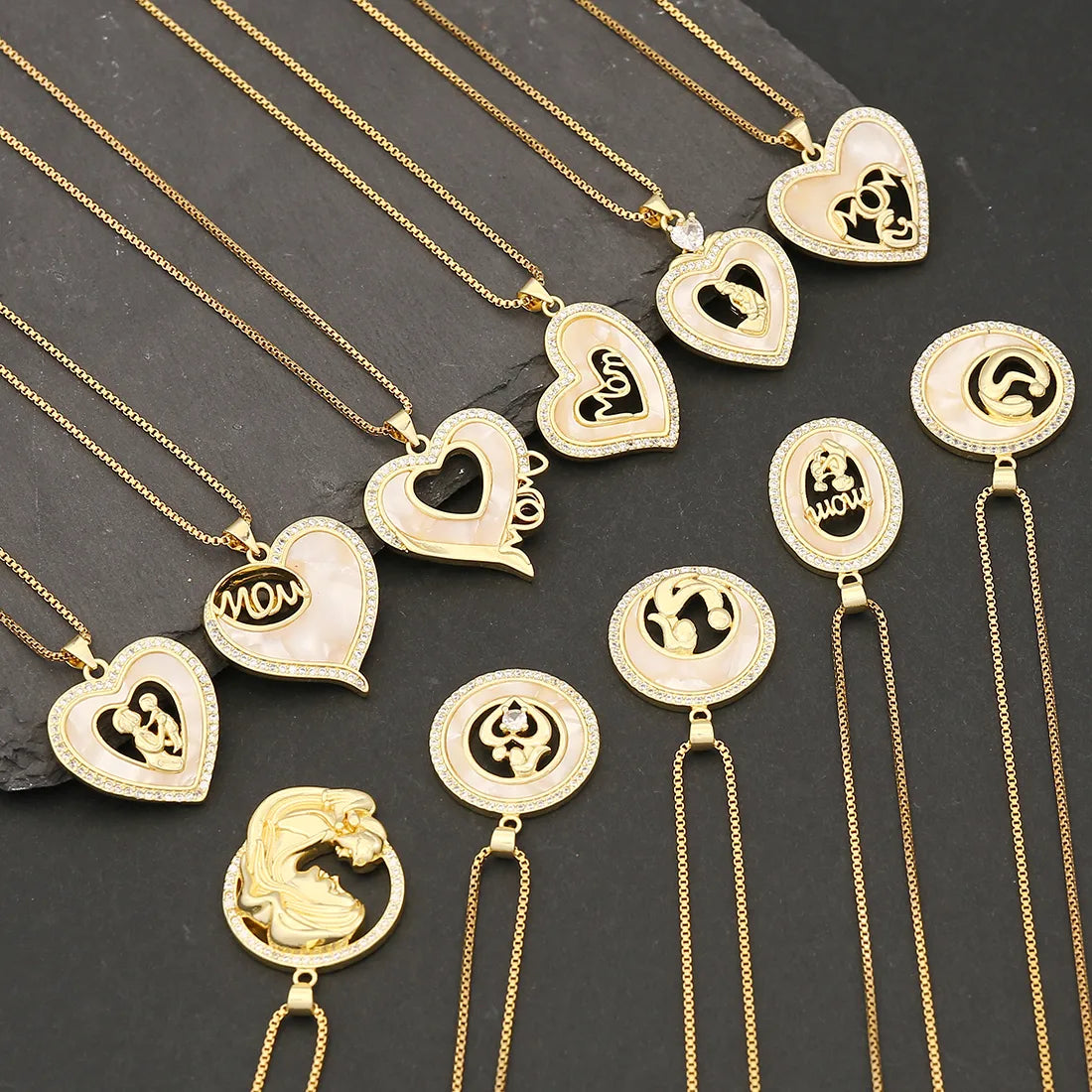 304 Stainless Steel Copper 18K Gold Plated Simple Style Classic Style Plating Heart Shape Zircon Pendant Necklace