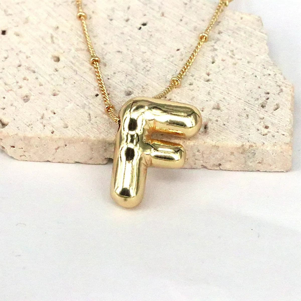 Simple Style Classic Style Letter Copper 18k Gold Plated Pendant Necklace In Bulk