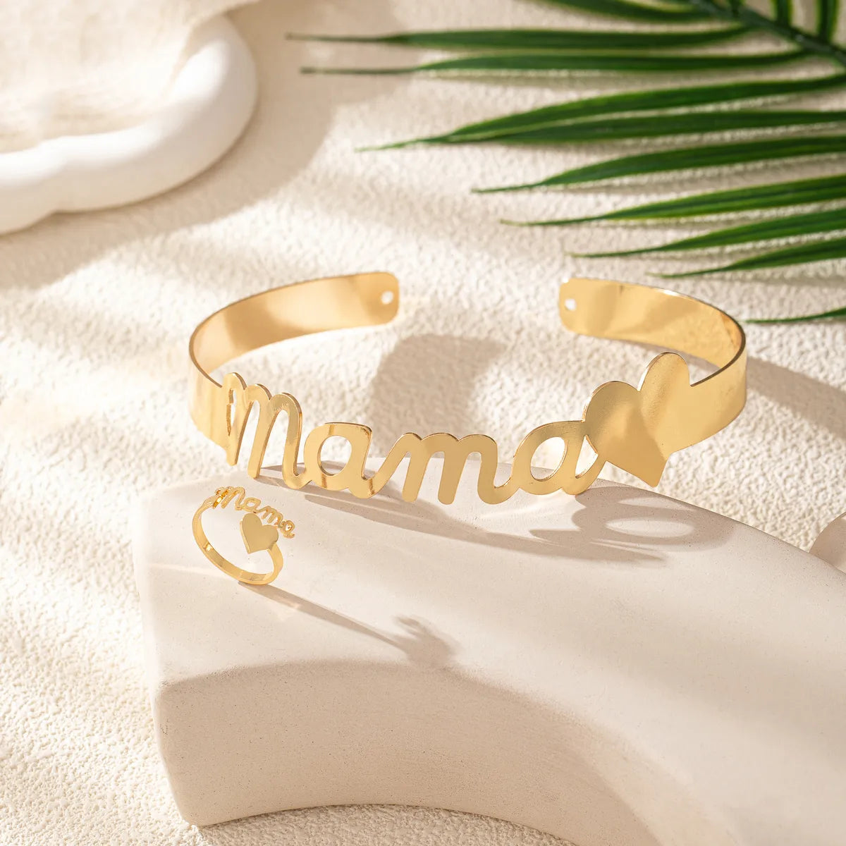 Simple Style Classic Style Letter Heart Shape 14K Gold Plated Alloy Wholesale Rings Jewelry Set