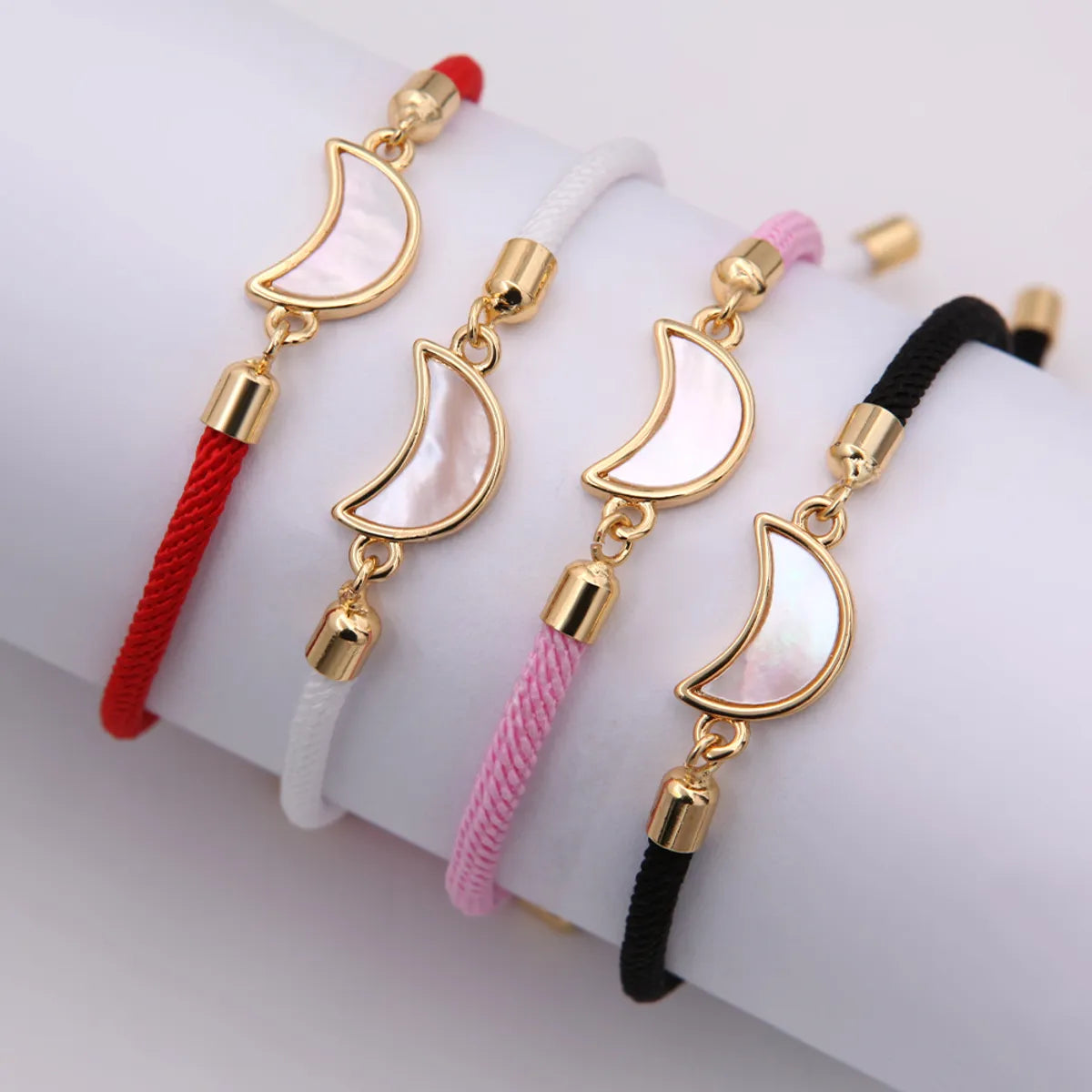 Simple Style Classic Style Moon Nylon Shell Copper Plating 18K Gold Plated Eid Al-Fitr Women's Bracelets