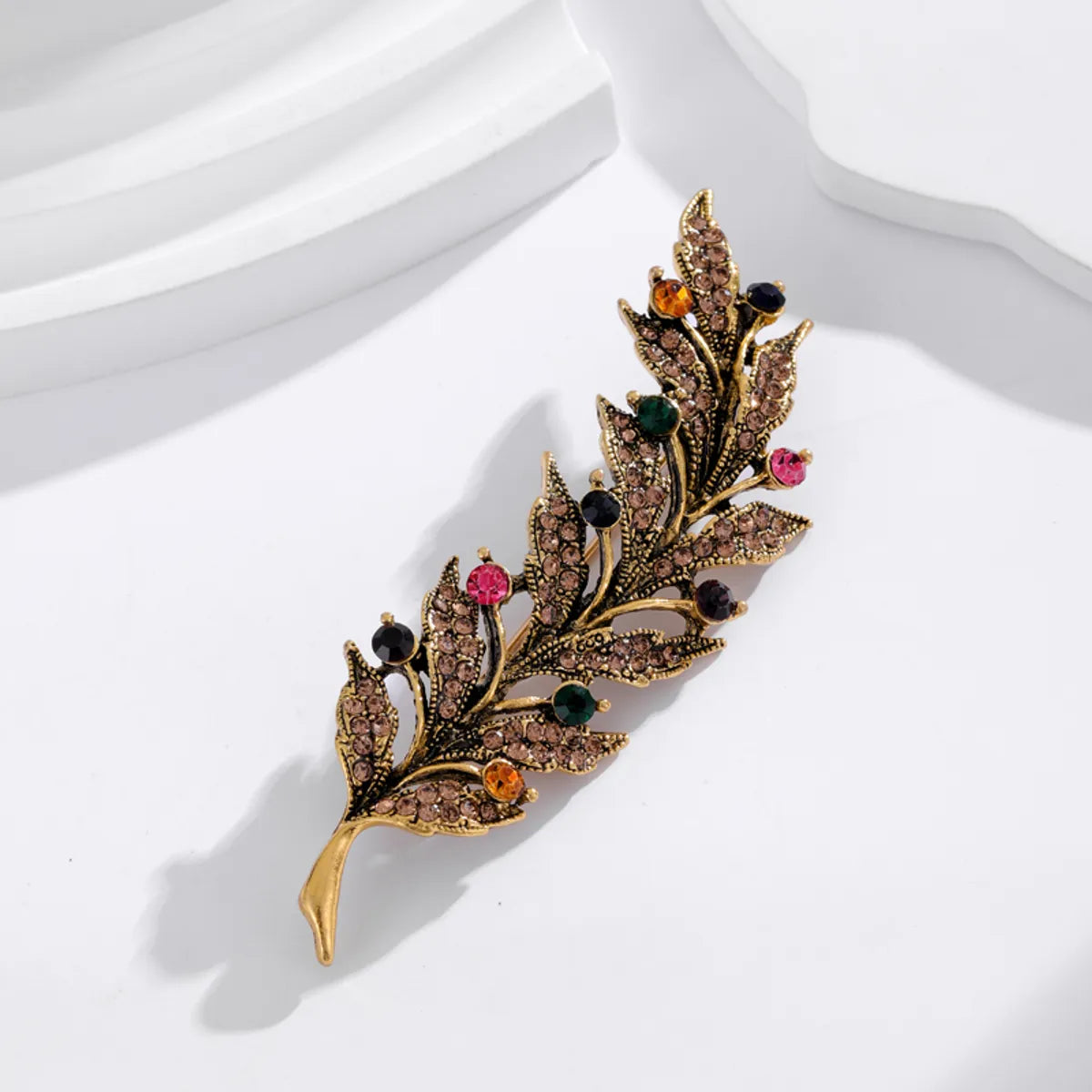 Simple Style Classic Style Musical Instrument Animal Flower Alloy Inlay Rhinestones Women'S Brooches