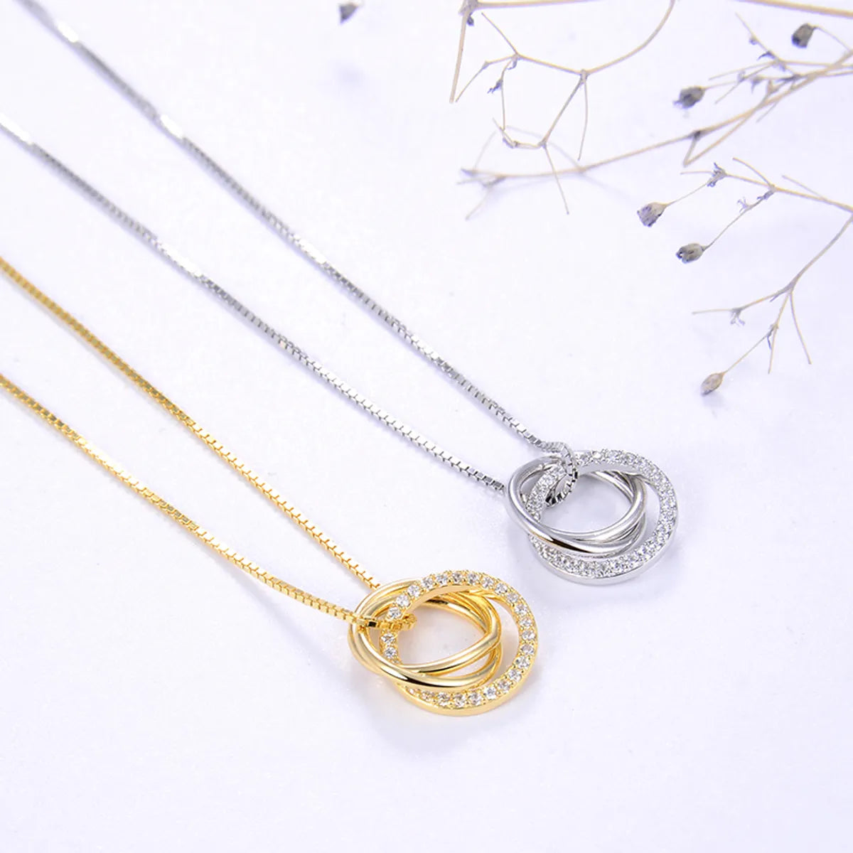 Simple Style Classic Style O-shape Round Sterling Silver Polishing Plating Inlay Zircon White Gold Plated Pendant Necklace