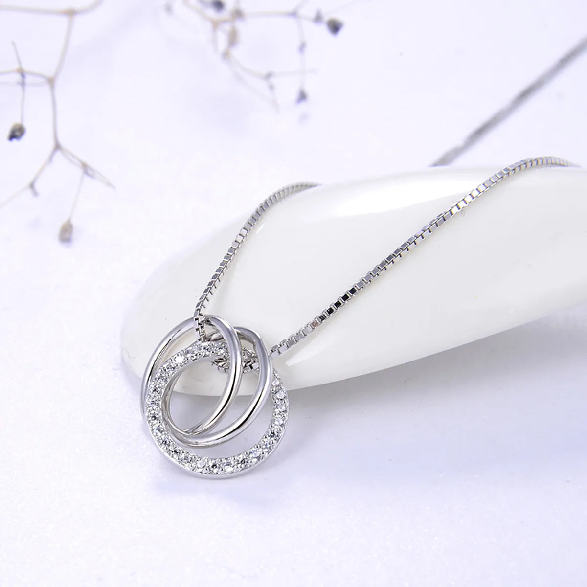 Simple Style Classic Style O-shape Round Sterling Silver Polishing Plating Inlay Zircon White Gold Plated Pendant Necklace