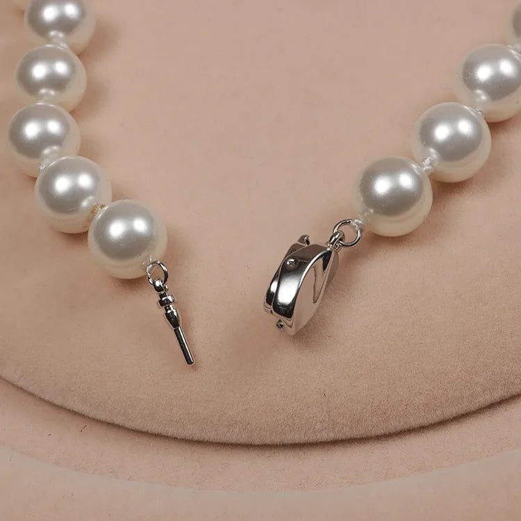 Simple Style Classic Style Round Shell Pearls Beaded Women'S Necklace