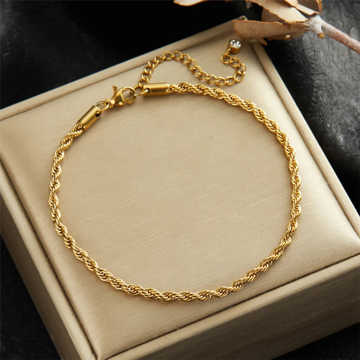 Simple Style Classic Style Round Square Stainless Steel Plating 18k Gold Plated Bracelets