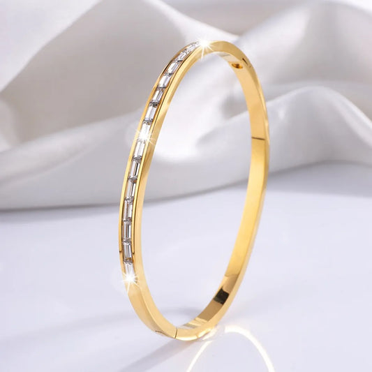 Simple Style Classic Style Solid Color 304 Stainless Steel 18K Gold Plated Rhinestones Bangle In Bulk