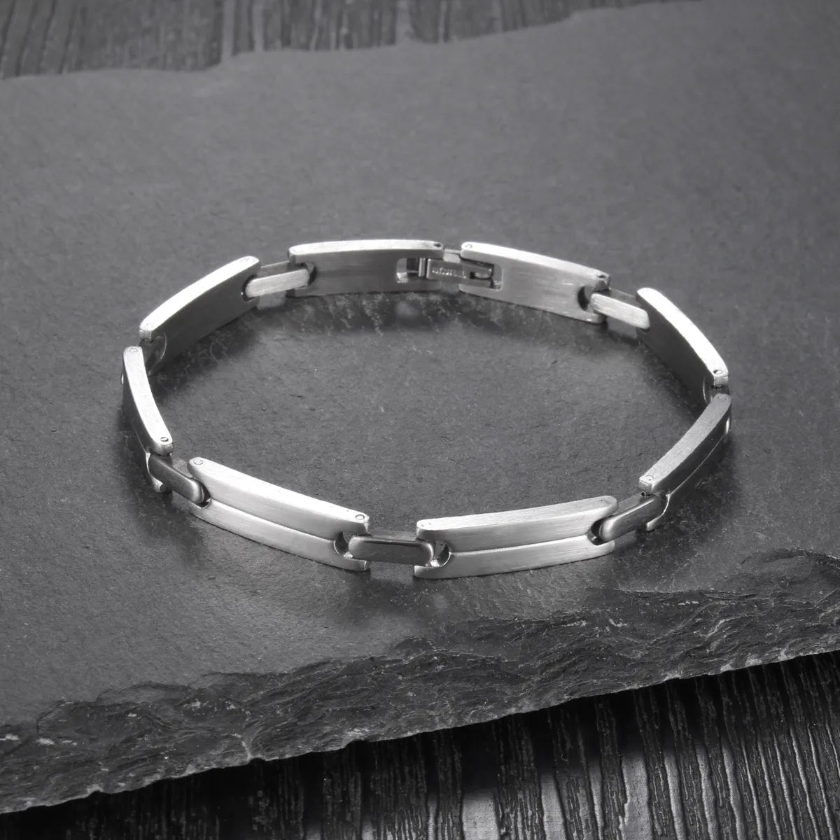 Simple Style Classic Style Solid Color 304 Stainless Steel Women'S Bracelets