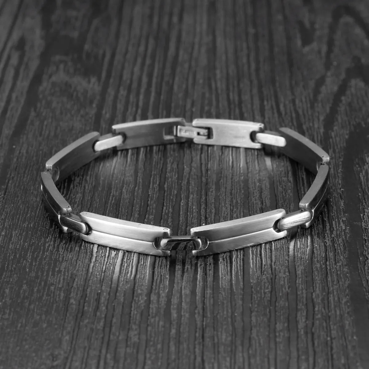 Simple Style Classic Style Solid Color 304 Stainless Steel Women'S Bracelets