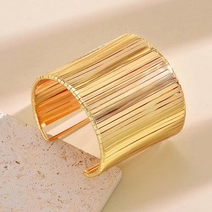 Simple Style Classic Style Solid Color Alloy Plating Gold Plated Women's Bangle