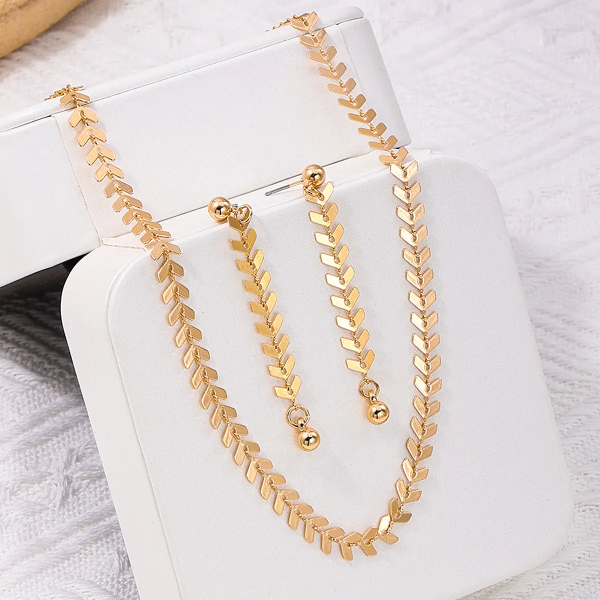 Simple Style Classic Style Solid Color Alloy Women's Jewelry Set