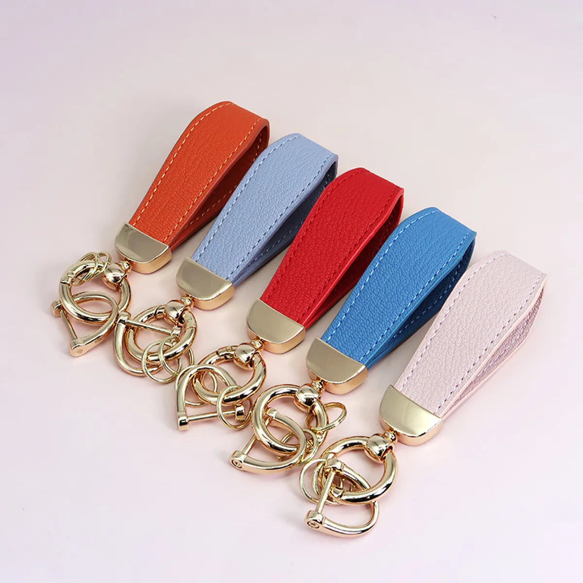 Simple Style Classic Style Solid Color Pu Leather Alloy Unisex Bag Pendant Keychain