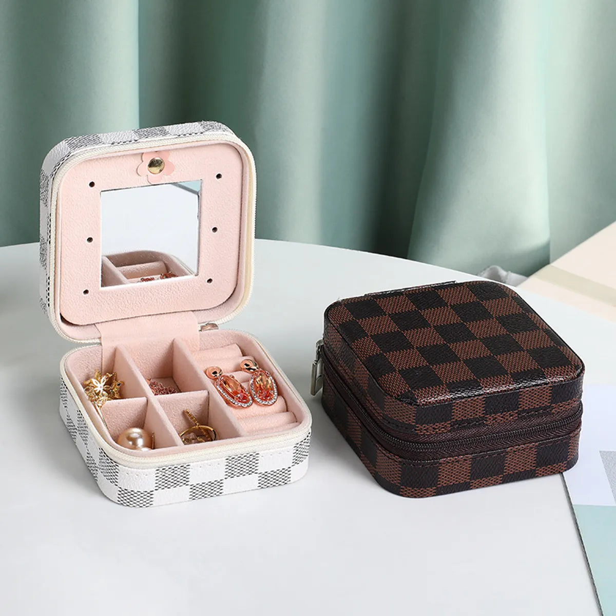 Simple Style Classic Style Solid Color Pu Leather Jewelry Boxes