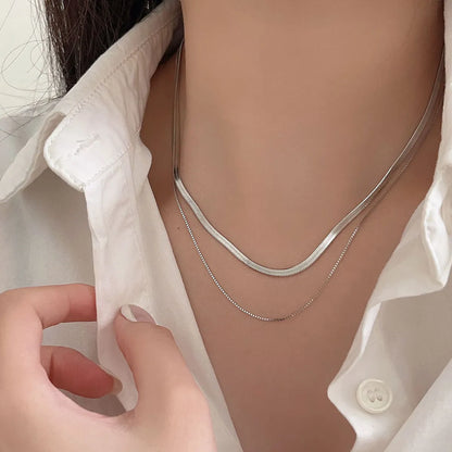 Simple Style Classic Style Solid Color Sterling Silver Plating White Gold Plated Necklace