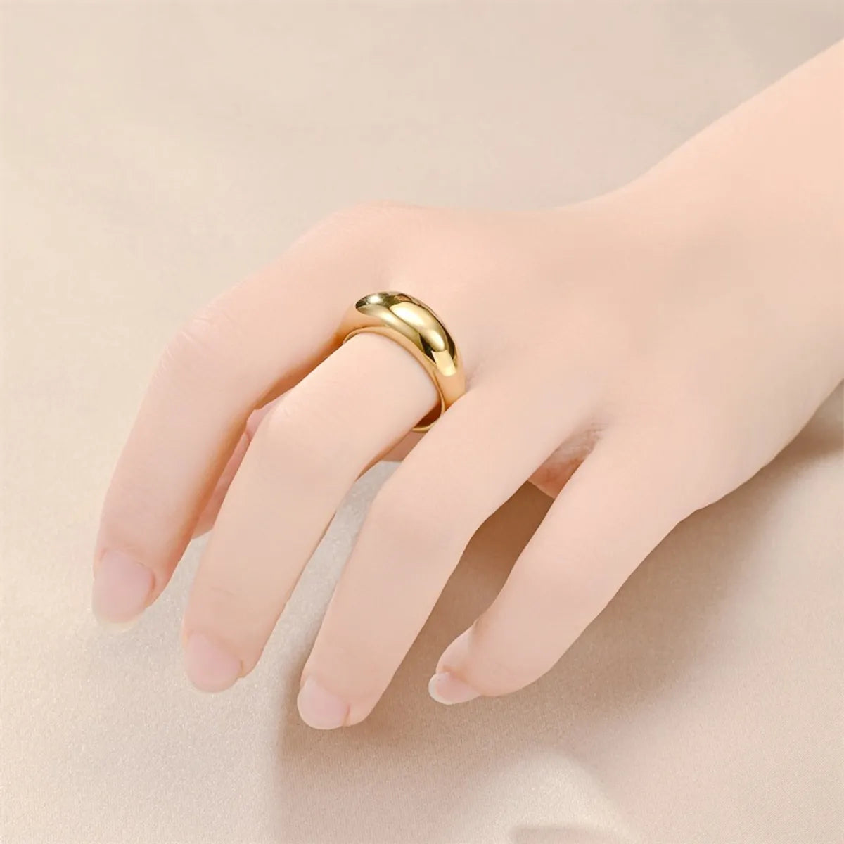 Wholesale Jewelry Simple Style Classic Style Solid Color Titanium Steel 18K Gold Plated Polishing Plating Rings