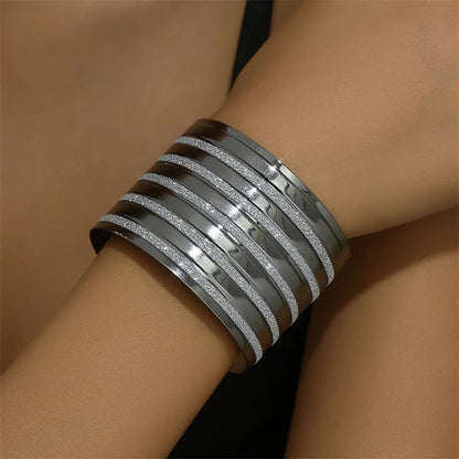 Simple Style Classic Style Solid Color Zinc Alloy Wholesale Bangle