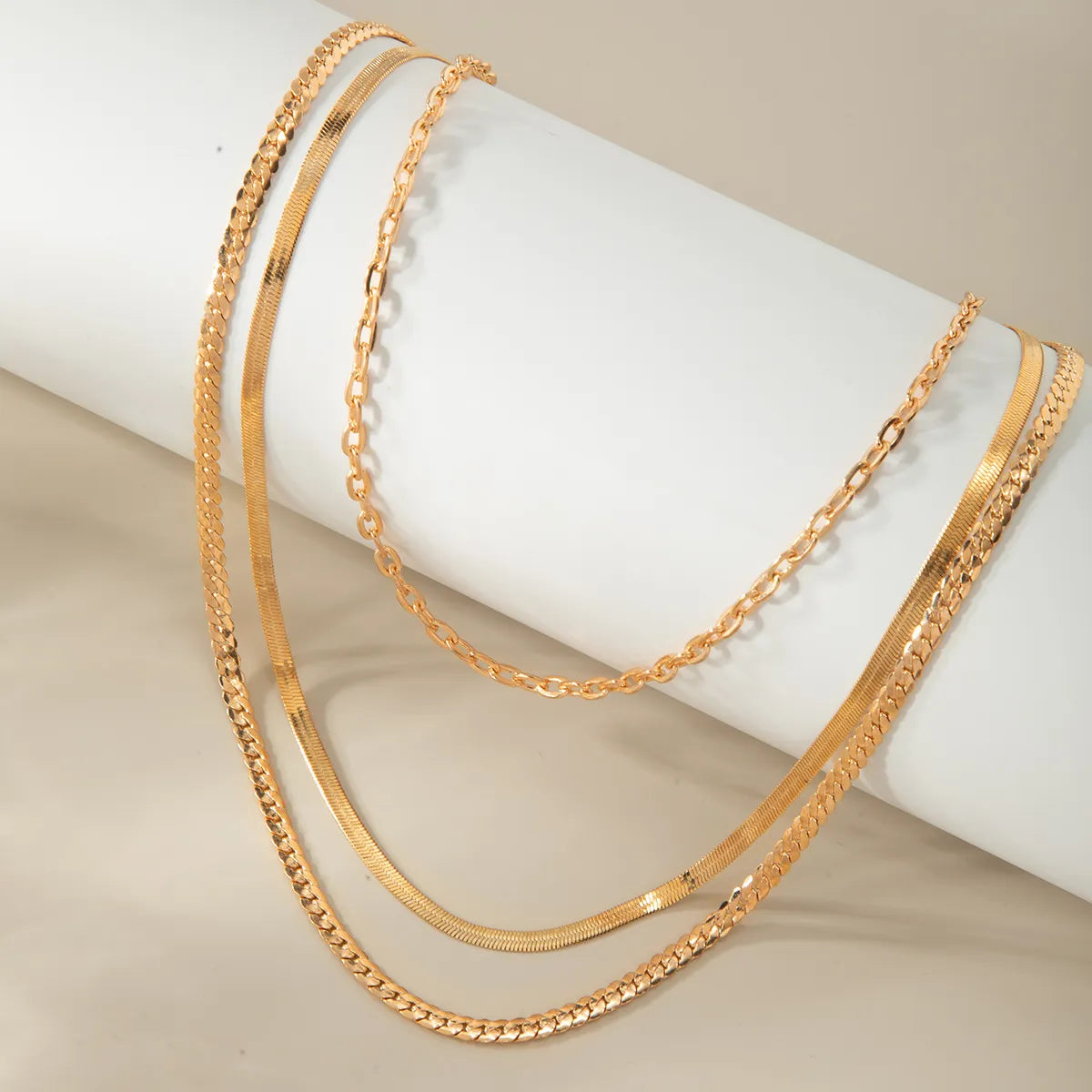 Simple Style Classic Style U Shape Gold Plated Alloy Wholesale Layered Necklaces