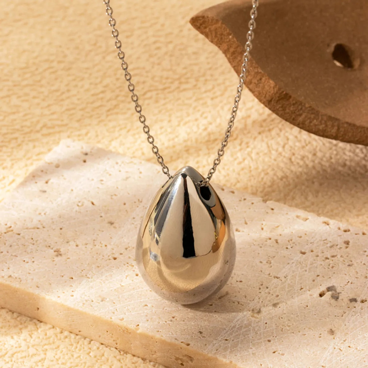 Simple Style Classic Style Water Droplets Stainless Steel Copper Pendant Necklace In Bulk