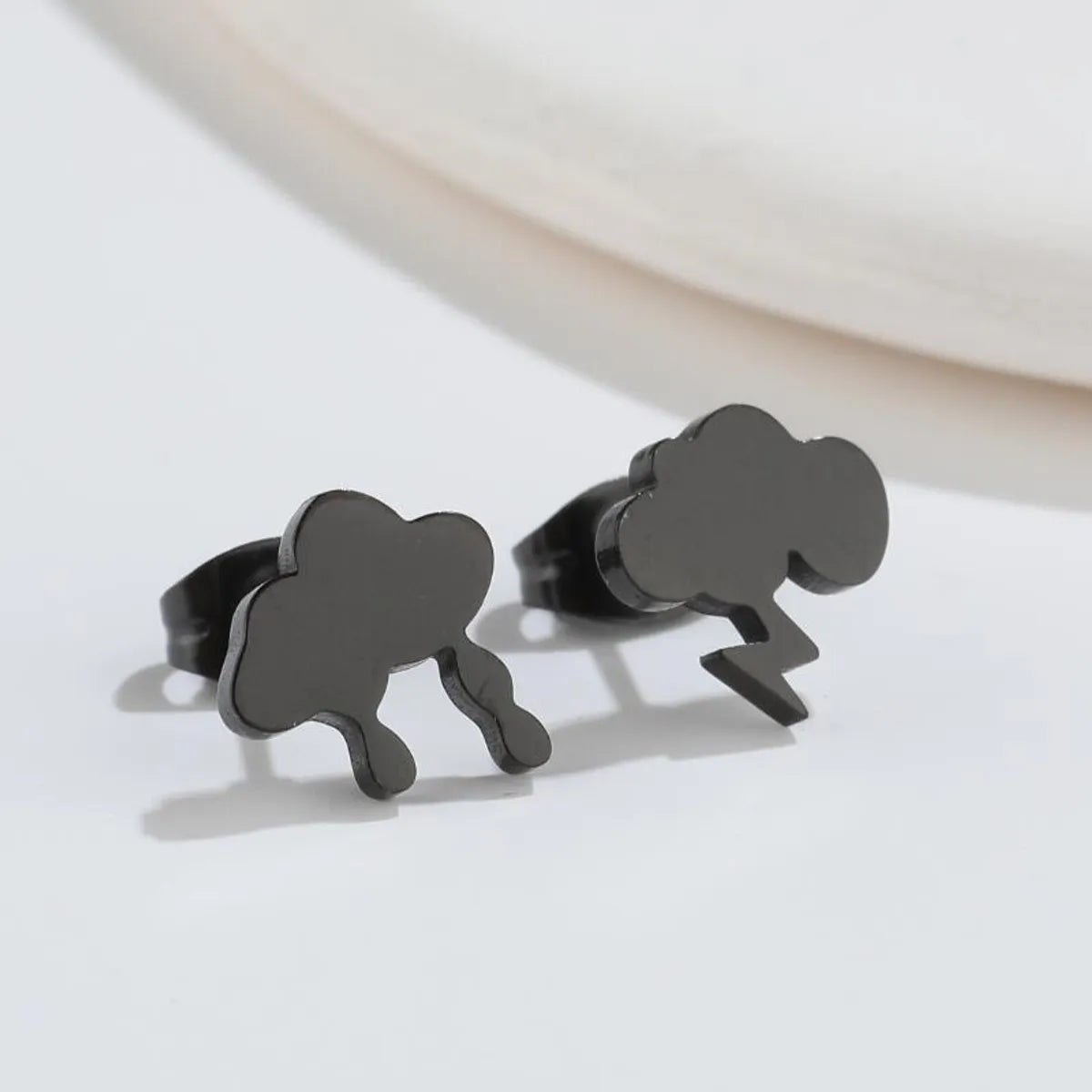 Simple Style Clouds Plating 304 Stainless Steel No Inlaid 18K Gold Plated Ear Studs